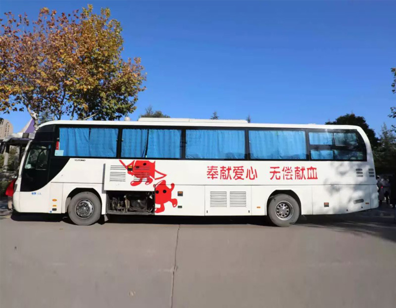 獻血車